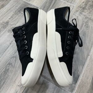 Globe Skateboarding Sammy Montano Surplus - Black/Cream/Montano
